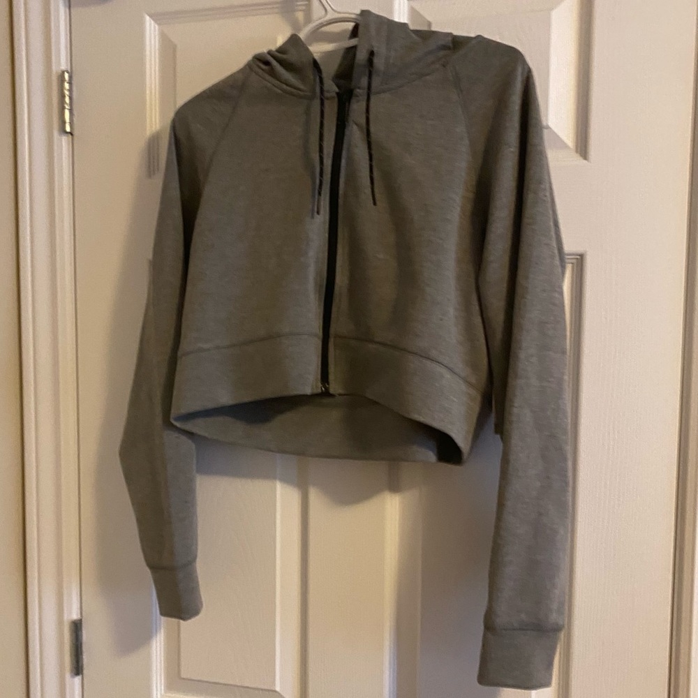 Tracksuit - Picture 3 of 6